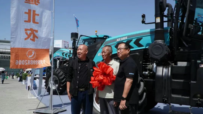智馭向前｜徐州凱爾精彩亮相2025新疆農(nóng)機(jī)展